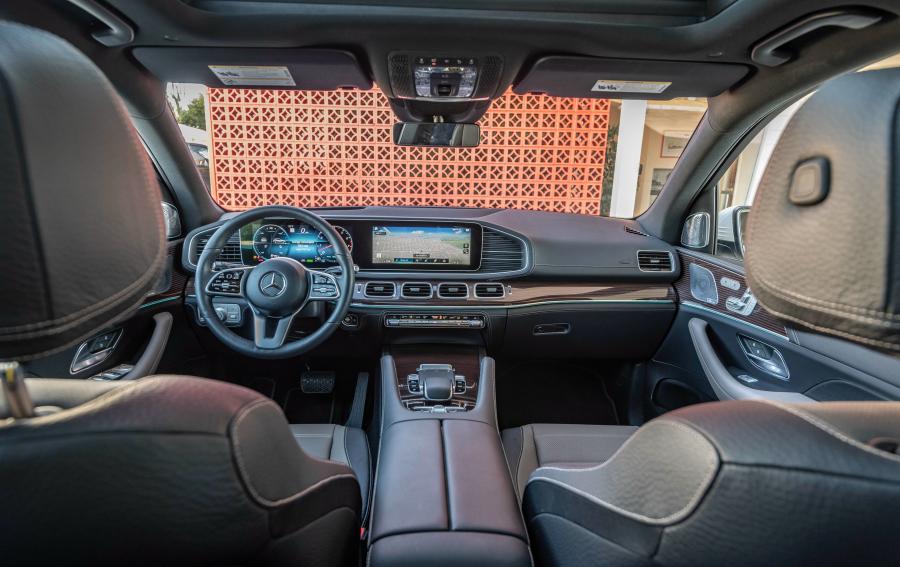 Торпедо Mercedes-Benz GLE450 4Matic (V167) 2019 года  (NA) (фото 35 из 40)